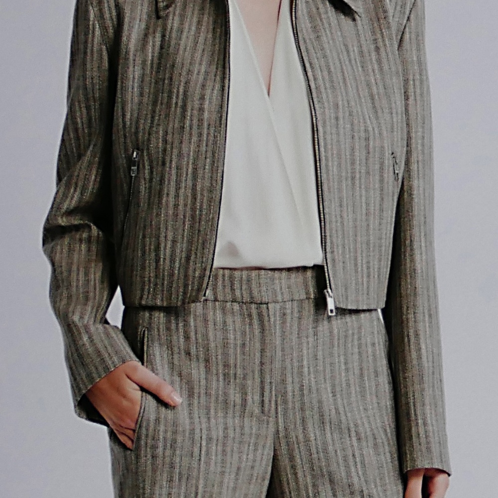 BOSS TALIA SUIT,  ZIP UP JACKET AND FLARE PANTS...NEW .WITH ORIG. TAGS -SIZE 8